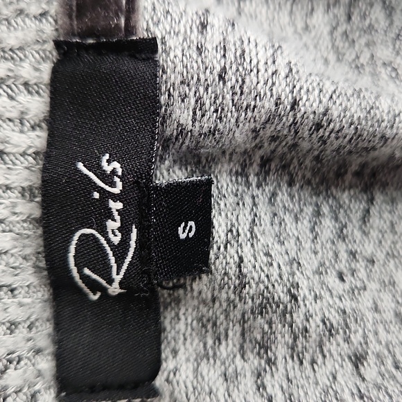 Rails Ezra Jersey Top – Melange Grey - Picture 7 of 10